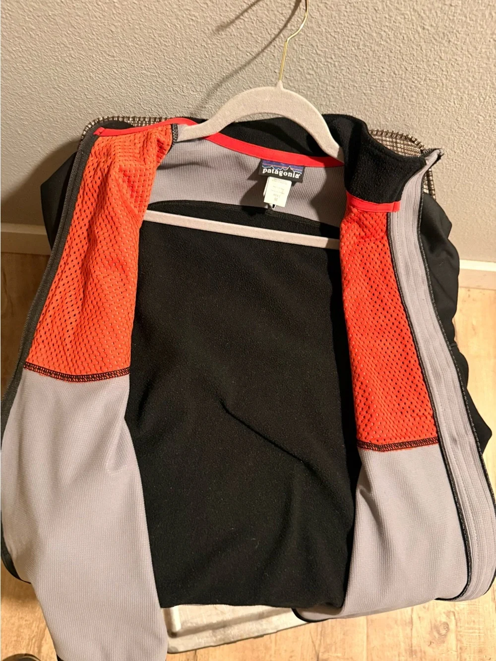 Patagonia Wind Shield Jacket Mens Medium M Black Thermal Lined Full Zip
